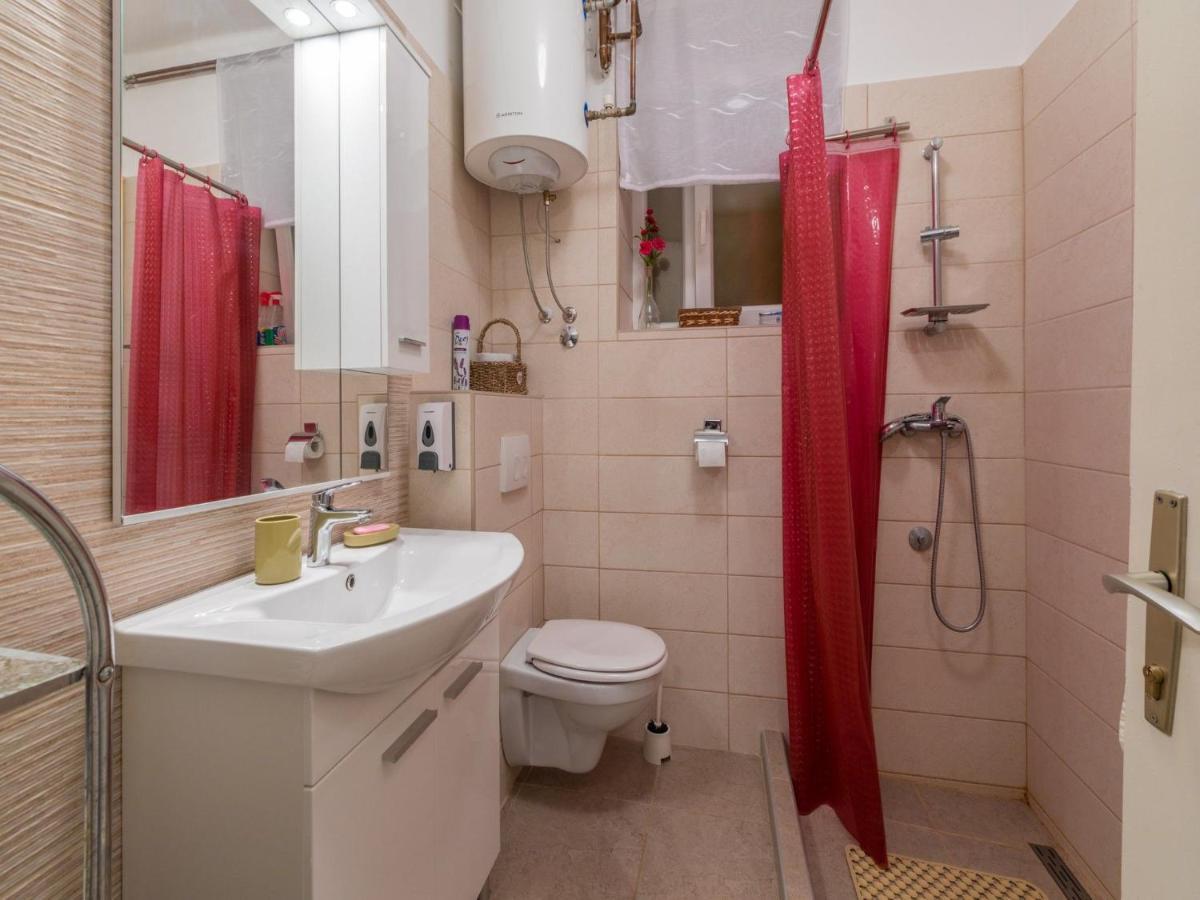 Apartments Drago Нови-Винодолски Экстерьер фото